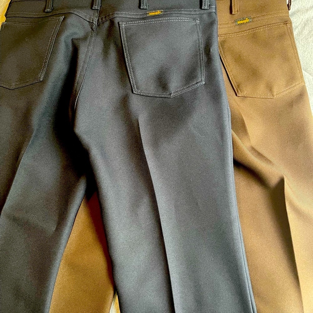Wrangler Wrancher pant, 2 pairs 34x30 brown & navy blue